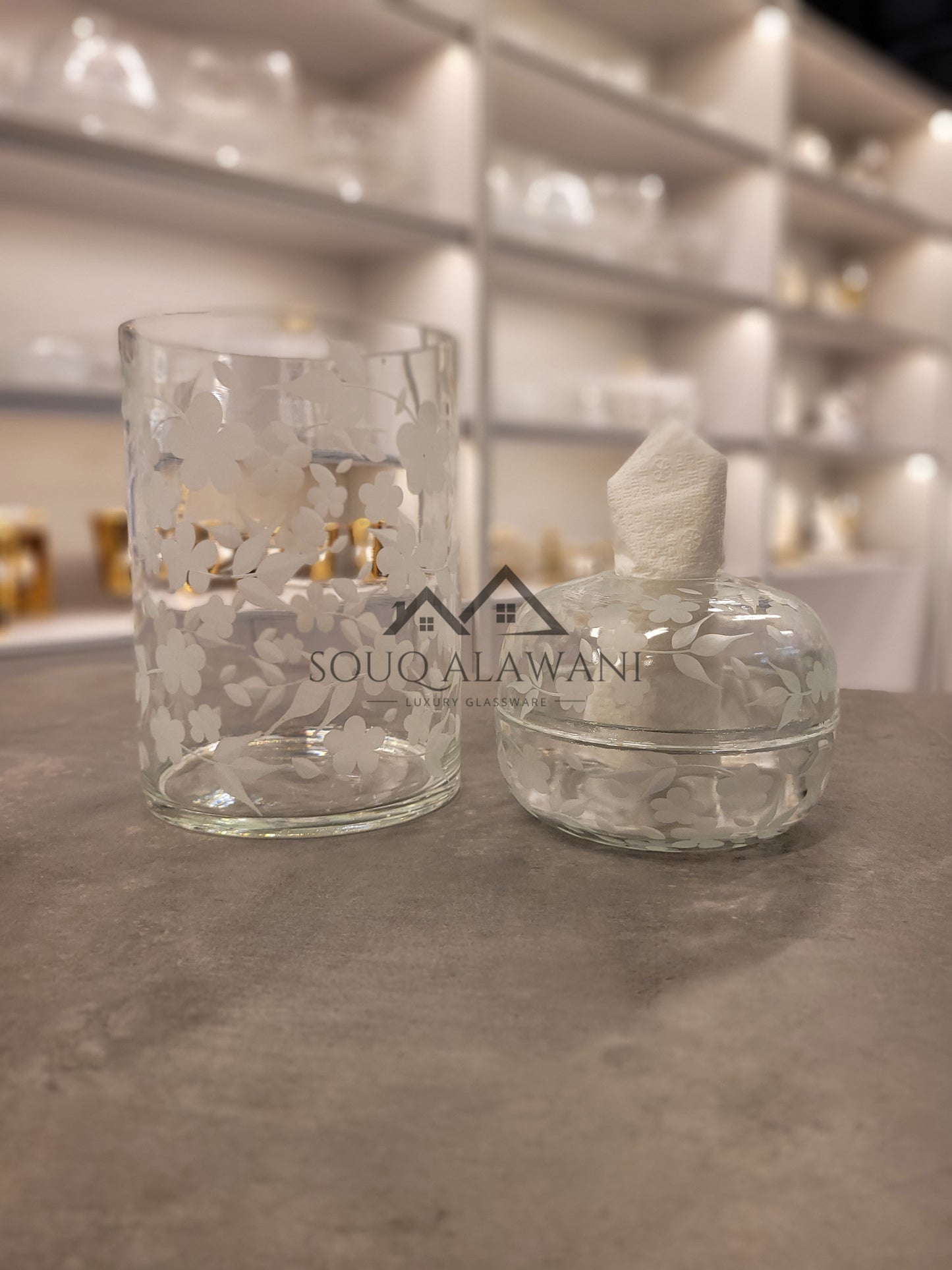 Rose Series / طقم علبة مناديل مع سلة - SOUQ ALAWANI