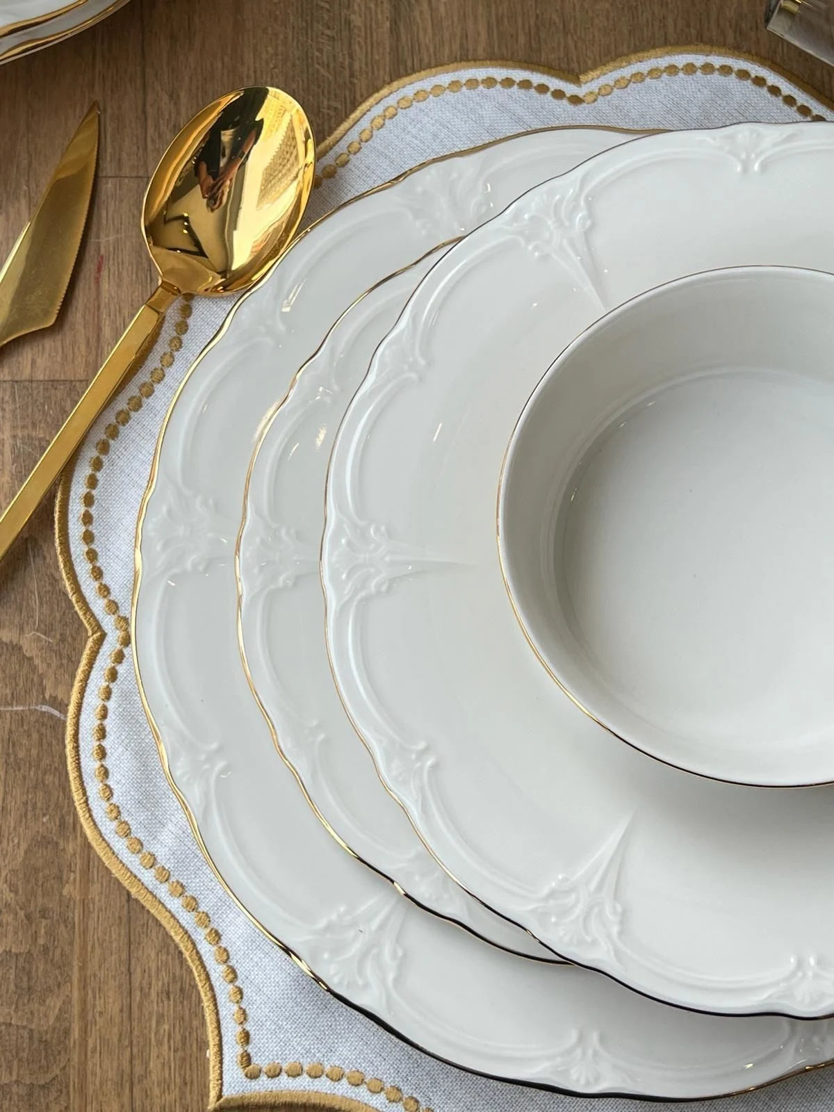 طقم سفرة 24 قطعة / 6 أشخاص - SOUQ ALAWANI