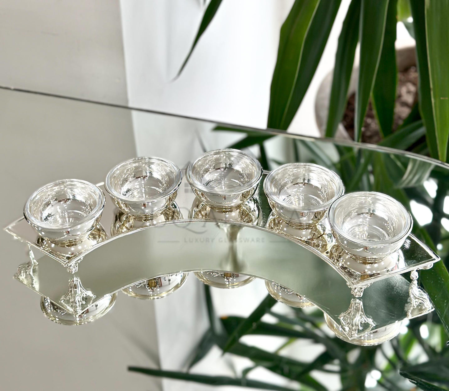 ستاند تقديم - SOUQ ALAWANI