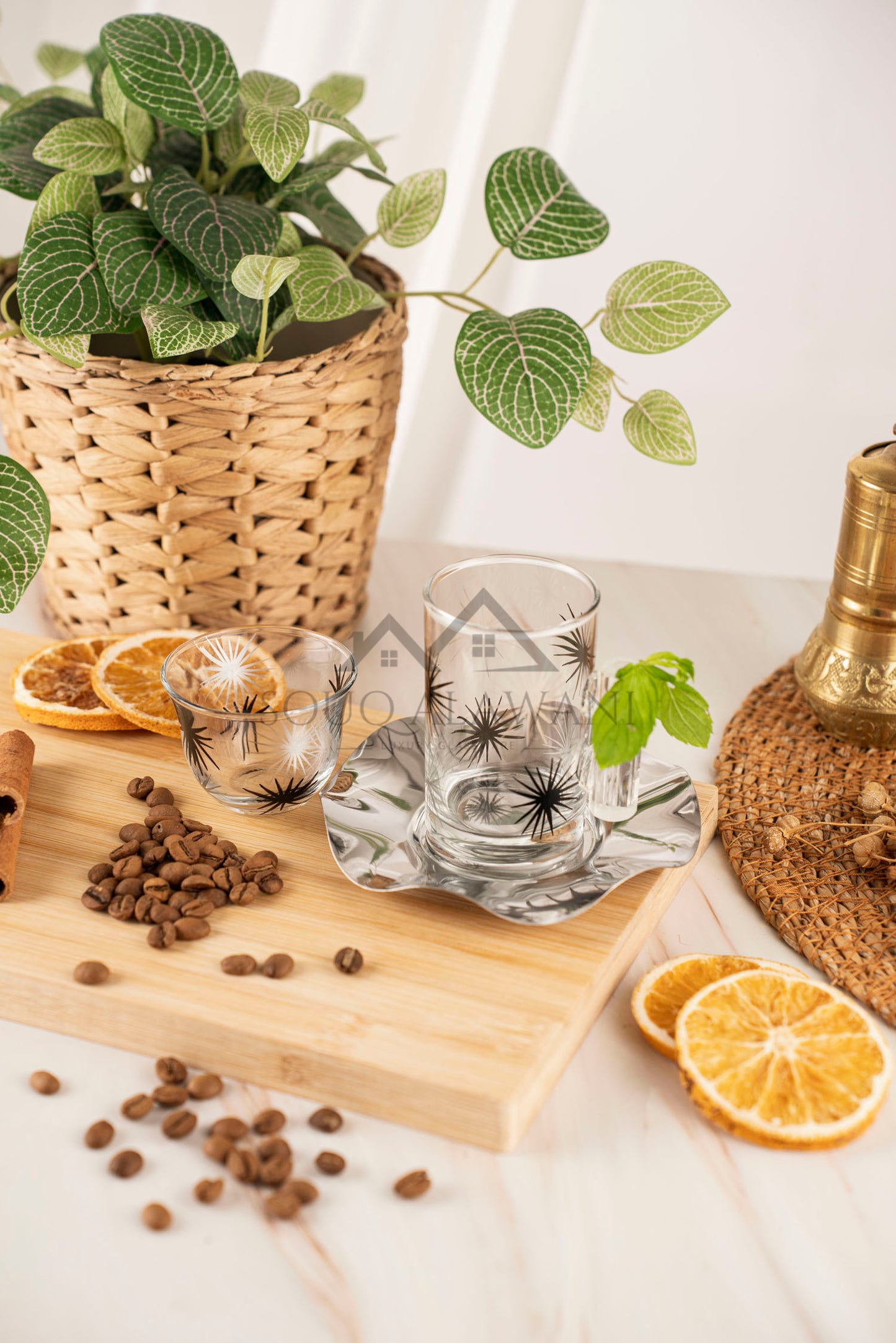 طقم شاي و قهوة 18 قطعة