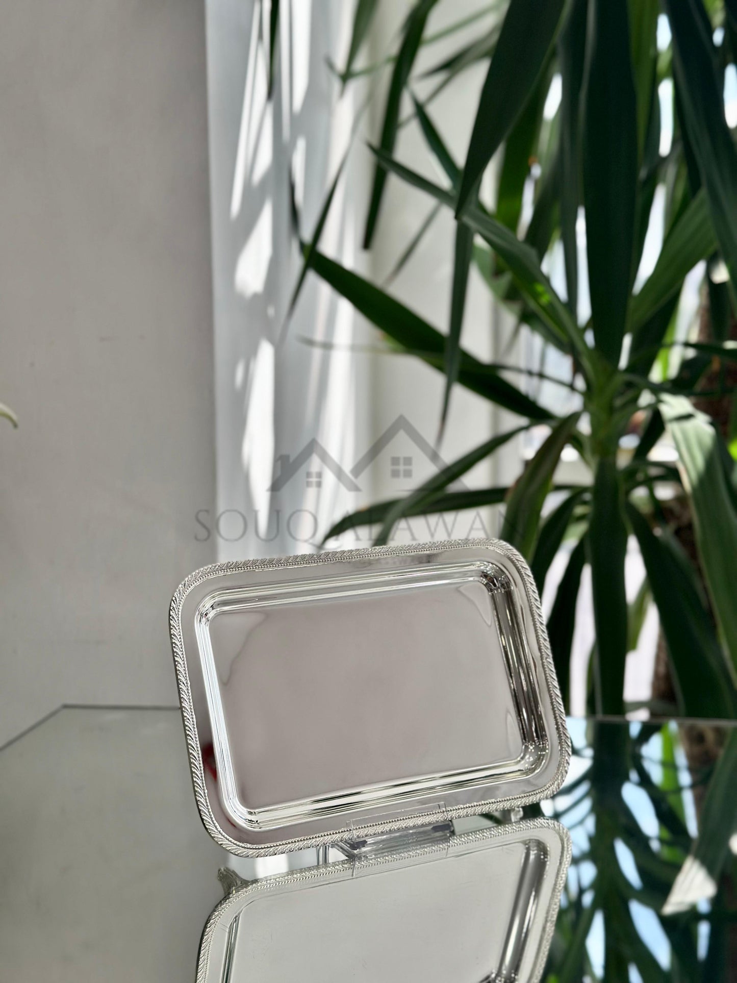 صينية تقديم